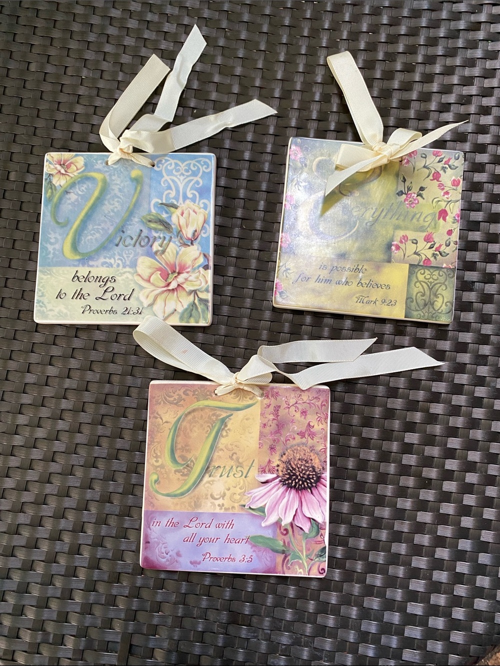 Inspirational Floral Scripture Wall Plaque Set - Pastel Blue, Yellow, Pink